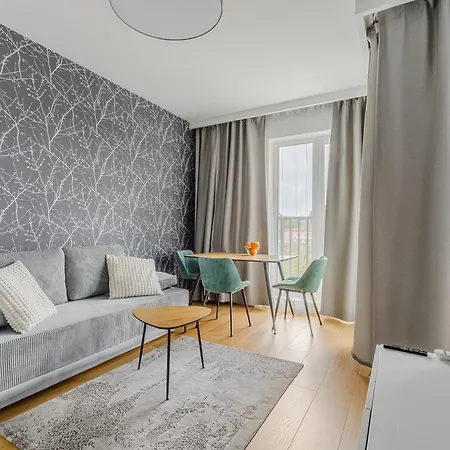 Cozy Family With Balcony Near Zlote Tarasy 公寓 华沙