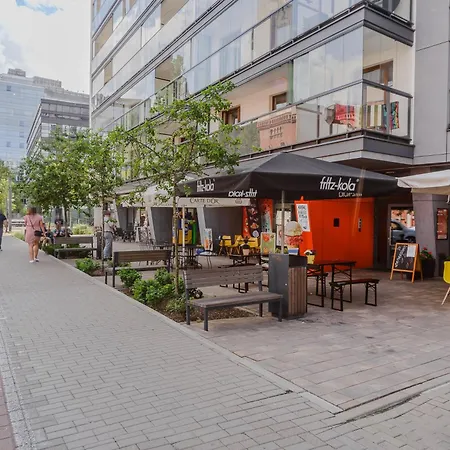 公寓 Cozy Family With Balcony Near Zlote Tarasy *