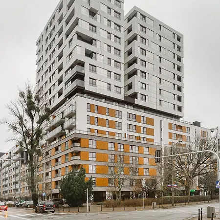 Cozy Family With Balcony Near Zlote Tarasy 公寓