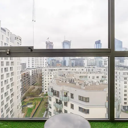 Cozy Family With Balcony Near Zlote Tarasy * 华沙