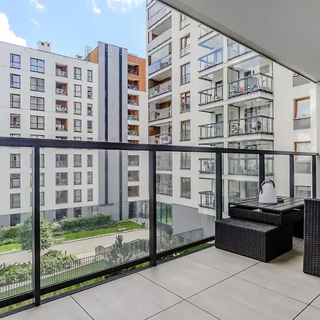 Apartment Cozy Family With Balcony Near Zlote Tarasy *