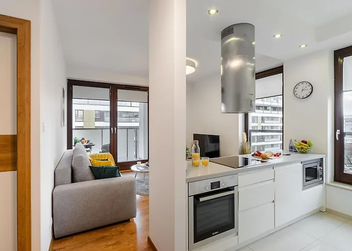 Cozy Family With Balcony Near Zlote Tarasy Apartman