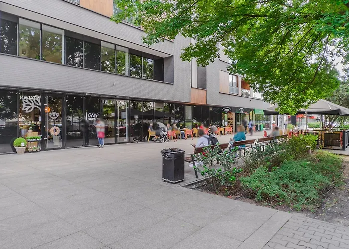 Cozy Family With Balcony Near Zlote Tarasy * Varsó