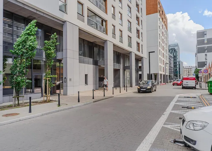 Cozy Family With Balcony Near Zlote Tarasy *