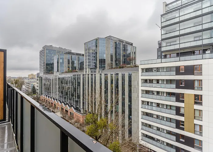Cozy Family With Balcony Near Zlote Tarasy Apartman Varsó
