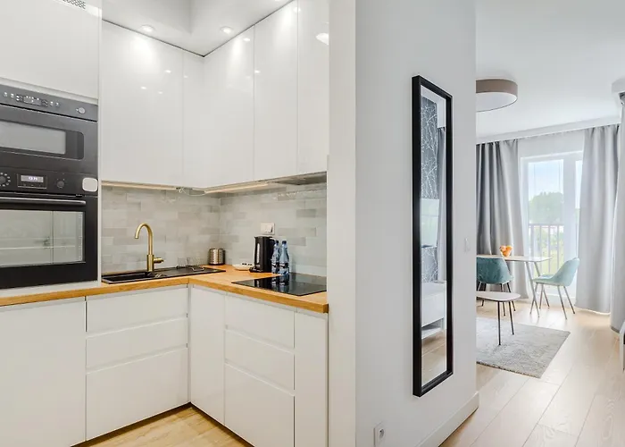 Cozy Family With Balcony Near Zlote Tarasy Apartman *