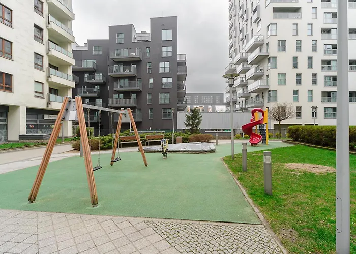 Cozy Family With Balcony Near Zlote Tarasy Apartman Varsó