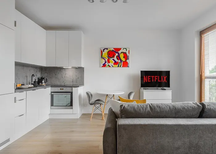 Cozy Family With Balcony Near Zlote Tarasy Apartman *