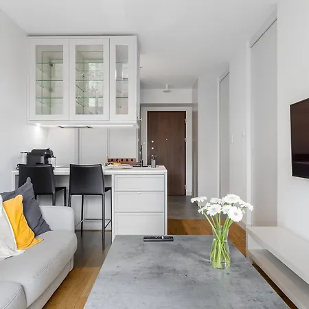 Apartmán Cozy Family With Balcony Near Zlote Tarasy Varšava