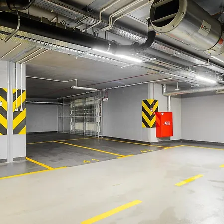 Apartmán Cozy Family With Balcony Near Zlote Tarasy Varšava