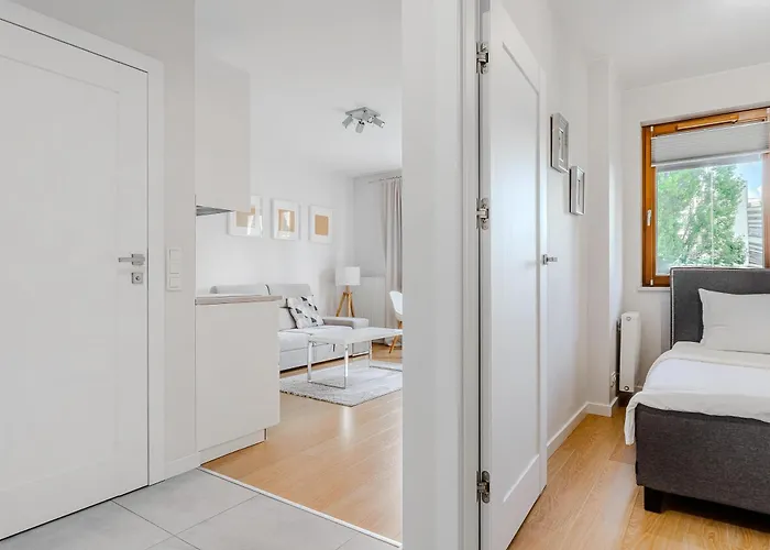 Cozy Family With Balcony Near Zlote Tarasy *